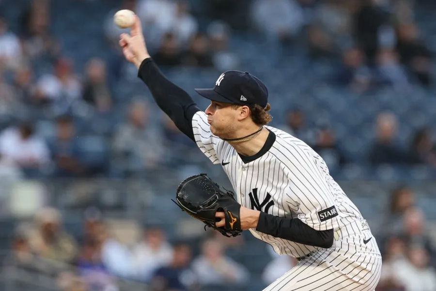Los Yankees lideran una débil Liga Americana al comenzar el verano.