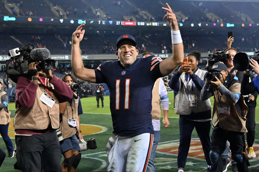 How Case Keenum Turned Back the Clock in Bears’ Win Over Eagles