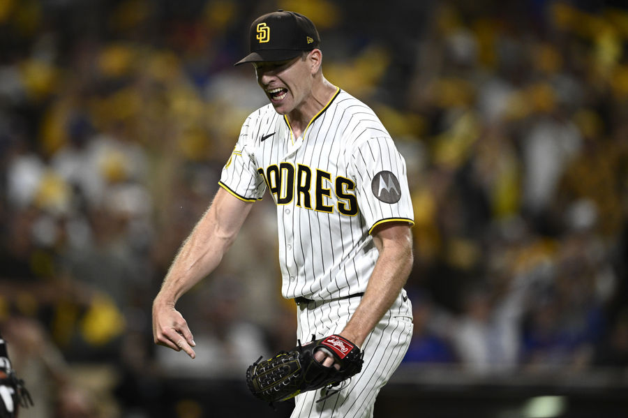 Milwaukee Brewers vs. San Diego Padres Game 3 Bet Picks and Predictions