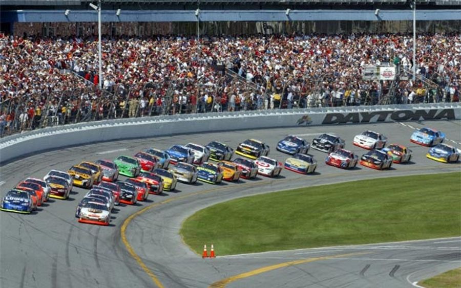 250 Credentials Stolen From Daytona 500; First 250 People To Sign Up For The Deadspin Newsletter Receive Credentials To Daytona 500