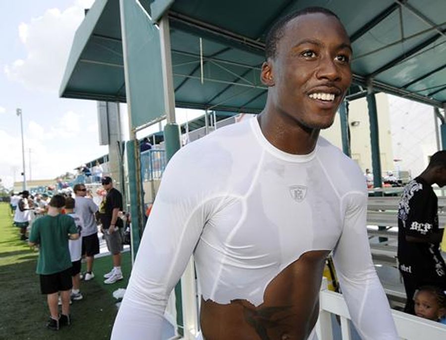 Chicago Bears WR Brandon Marshall Accused Of Punching A Woman In Club FIght