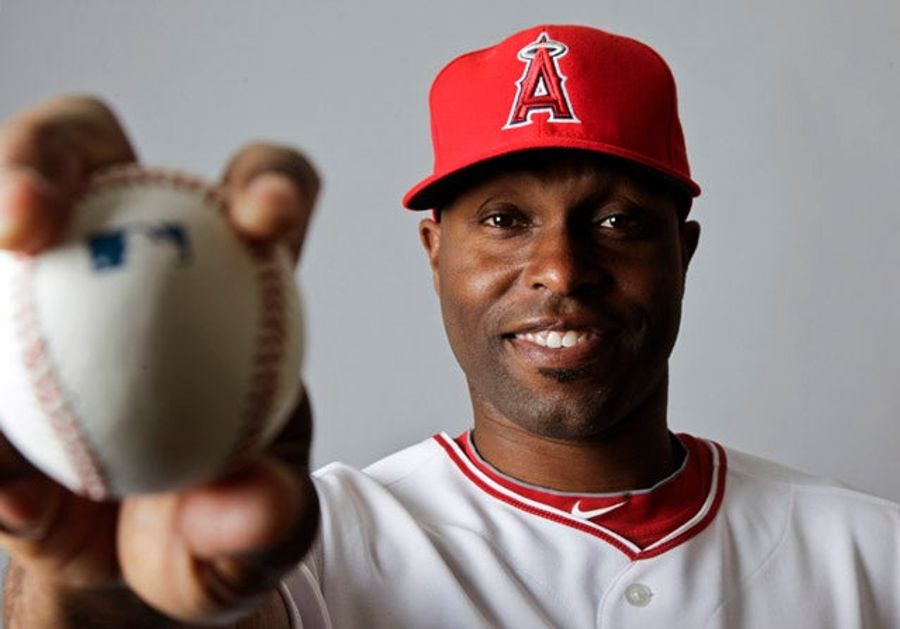 Police Draw Guns On Angels Outfielder Torii Hunter Outside His Home (UPDATE)
