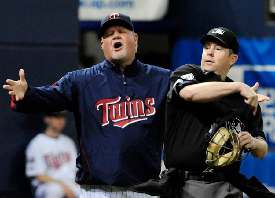 Better Know An Umpire: Todd Tichenor