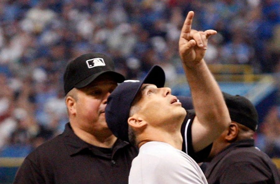 Better Know An Umpire: Wally Bell