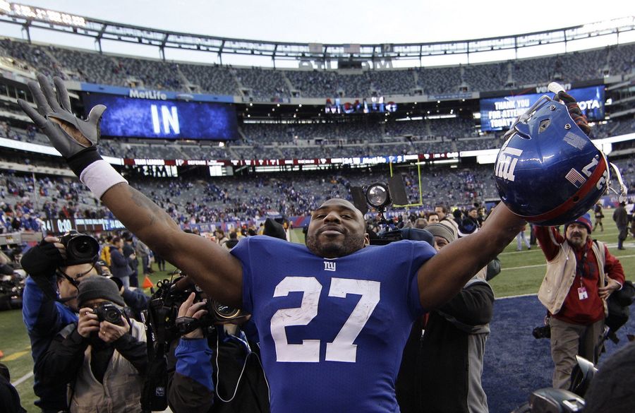 NJ Troopers Under Investigation For Escorting Brandon Jacobs&#39;s 100 MPH &quot;Death Race&quot;