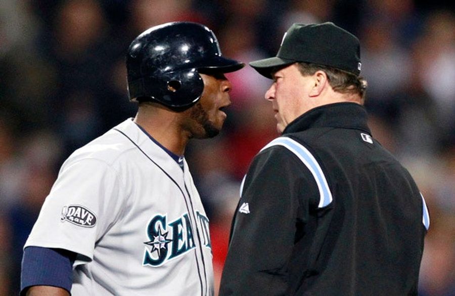 Better Know An Umpire: Gerry Davis