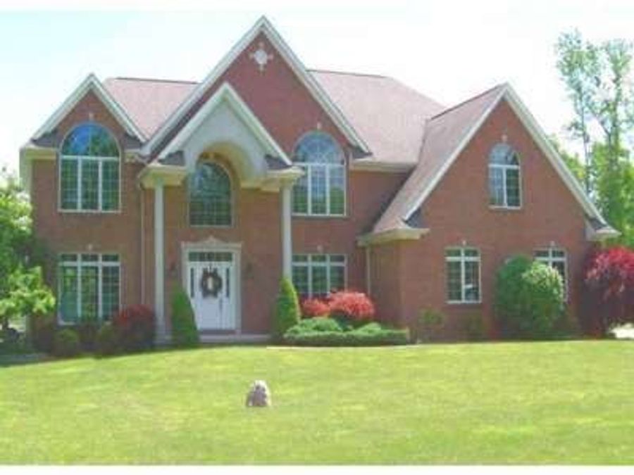 Now's Your Chance To Buy The House Rob Gronkowski Grew Up In