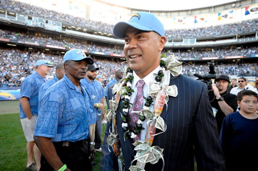 Junior Seau&#39;s Family Will Donate His Brain For Scientific Study