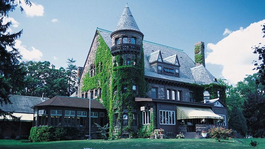 Bernie Fine's Wife Is Making A "Major Announcement" On Wednesday In A Castle Outside Syracuse