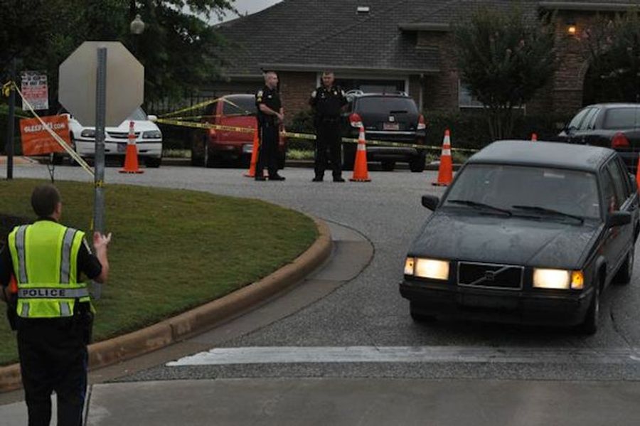 Reports: Three Dead, Including Two Former Football Players, After Shooting At Auburn Off-Campus Party [UPDATE]