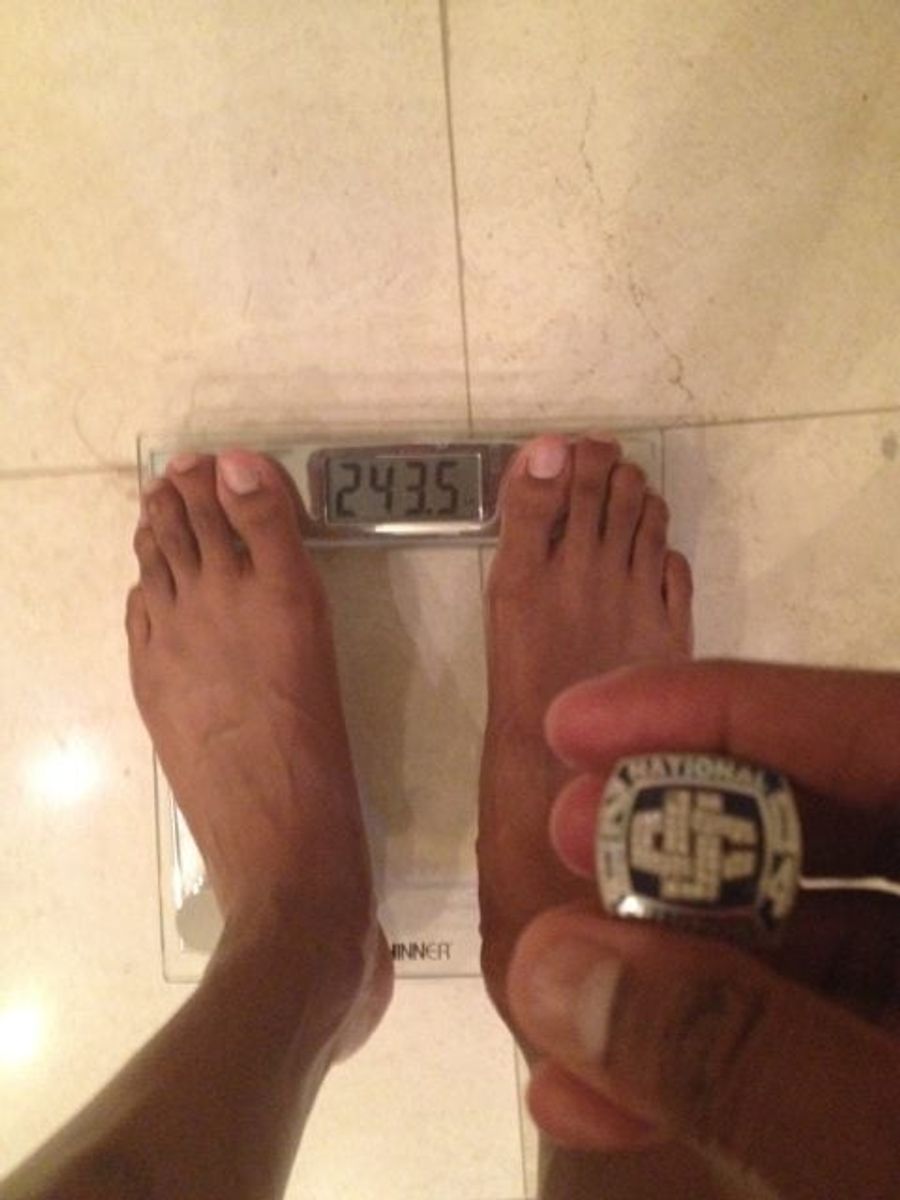Charlie Villanueva Says He&#39;s Not Overweight, Tweets Photo Of His Bathroom Scale
