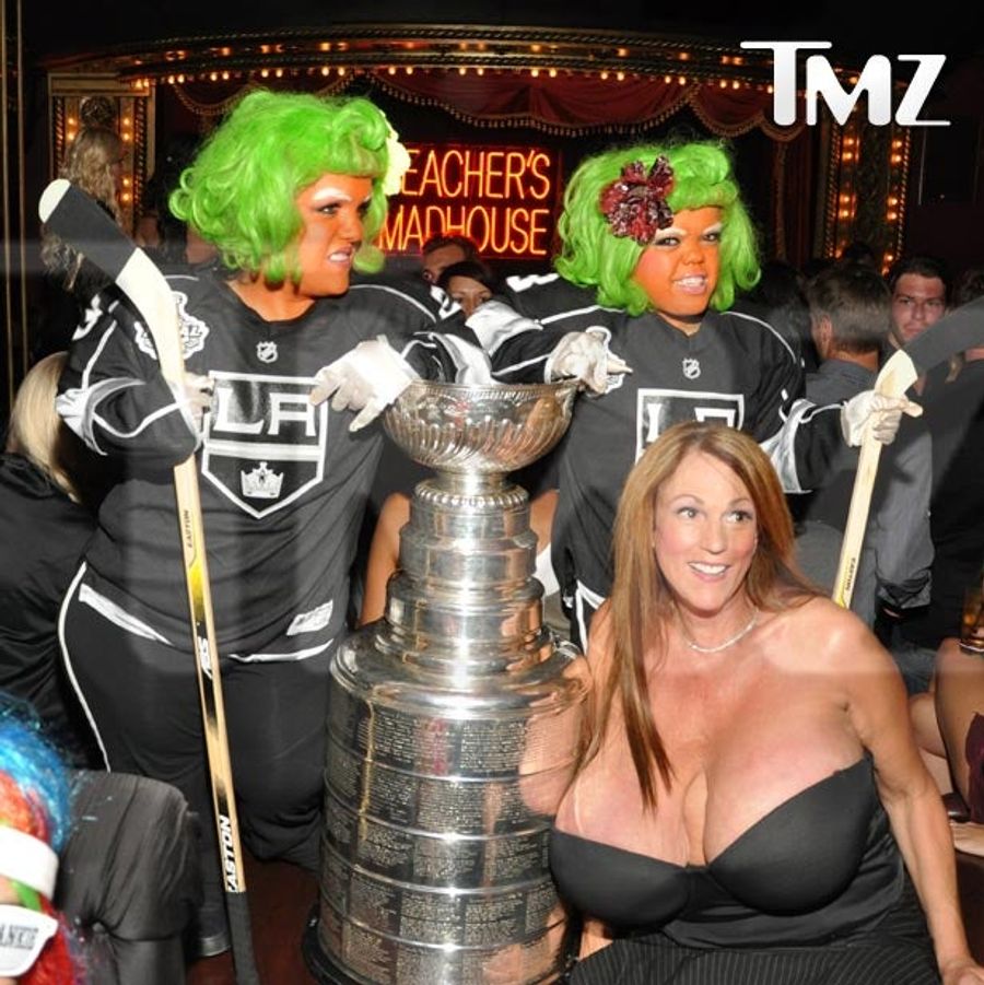 What In God&#39;s Name Is Happening With The Stanley Cup Here?