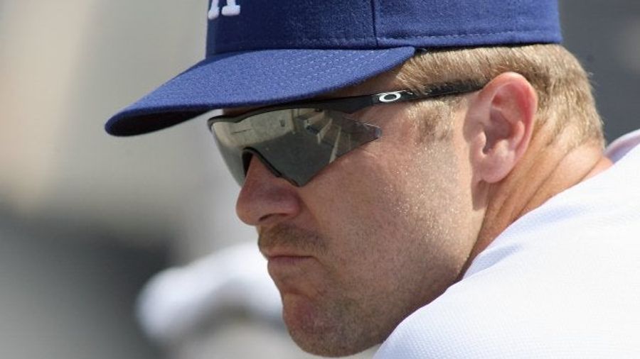 Is Former Giants Second Baseman Jeff Kent Going To Be On <em>Survivor</em>?