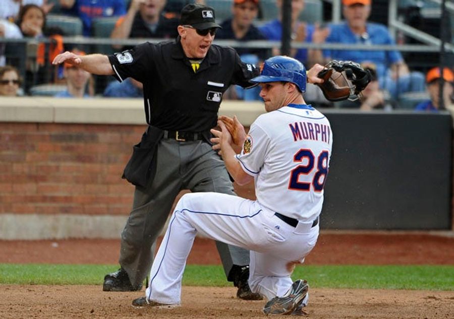Better Know An Umpire: Lance Barksdale