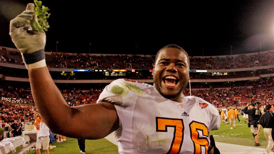 Latest Concussion Lawsuit Alleges 27-Year-Old Former NFL Guard Arron Sears Can No Longer Care For Himself