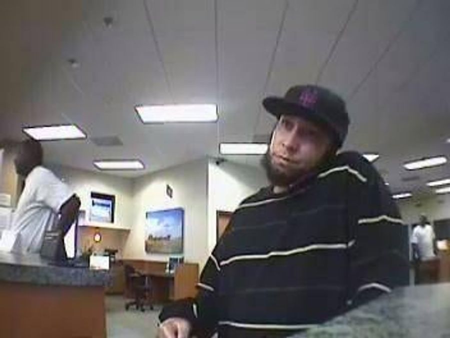 "Abe Lincoln Bandit" Robs Houston Bank While Wearing Mets Cap