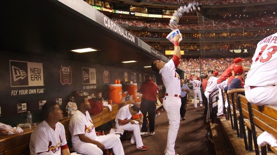 Carlos Beltran Shares The Love, Gum