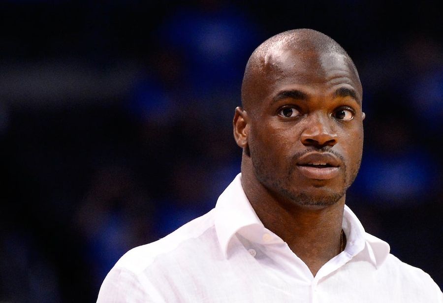 Here's Terrible Video That Supposedly Shows Adrian Peterson Getting Handcuffed
