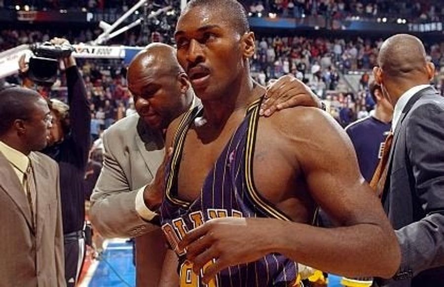 Metta World Peace Is Now Friends With The Fan Who Threw A Drink At Him In Detroit