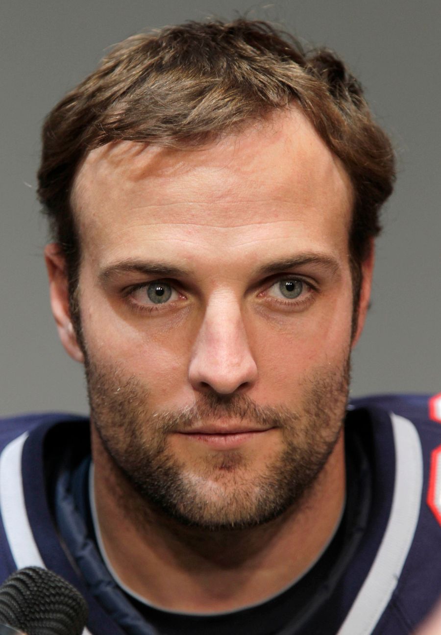 Wes Welker Gets Hair Transplant, Hair Transplant Reported By Associated Press For Some Reason