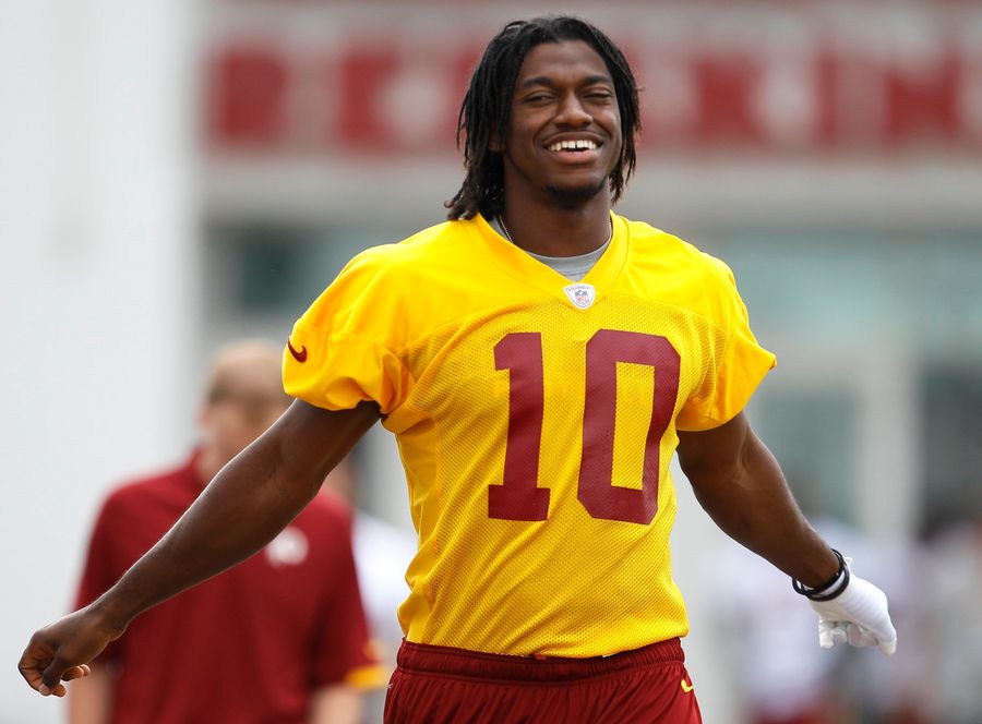 Osi Umenyiora Thinks RG3 Should Be Called Plain Old "Bob Griffin"