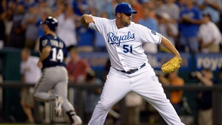 Cincinnati News Station Duped By Fake Barbecue-Lovin&#39; Jonathan Broxton Twitter Account
