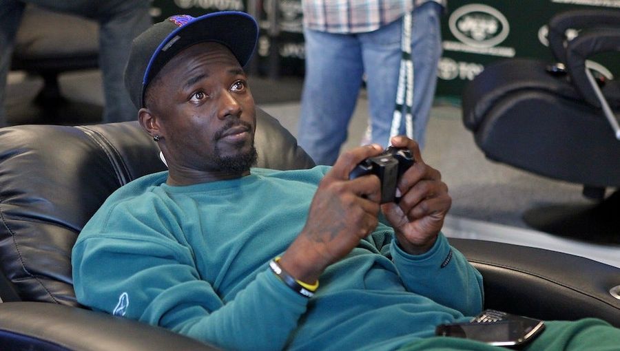 Hey, Bloggers! You Can Work For Santonio Holmes If You'd Like To