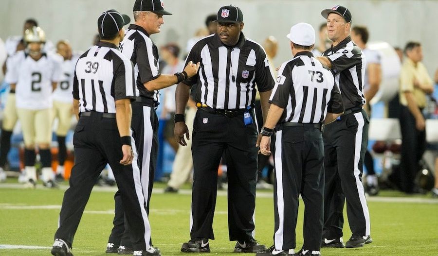 The NFL&#39;s Replacement Refs Had A Really Bad Game Last Night