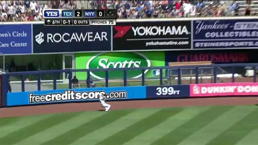 Josh Hamilton&#39;s Fly Ball Damn Near Killed Andruw Jones