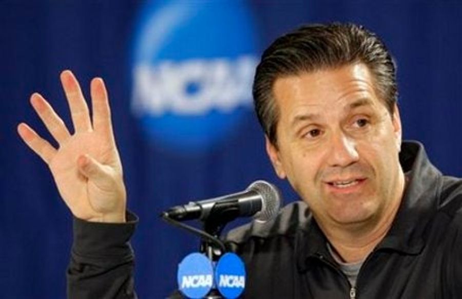 Kentucky Monitors Athletes' Social Media Accounts For Sports Agents' Names