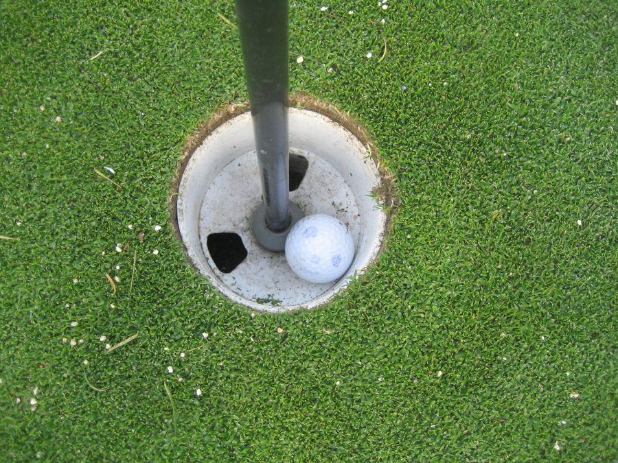 Four Holes-In-One In One Day, On One Course? A Dirty Lie, And The Hoaxed Reporter Is Furious.