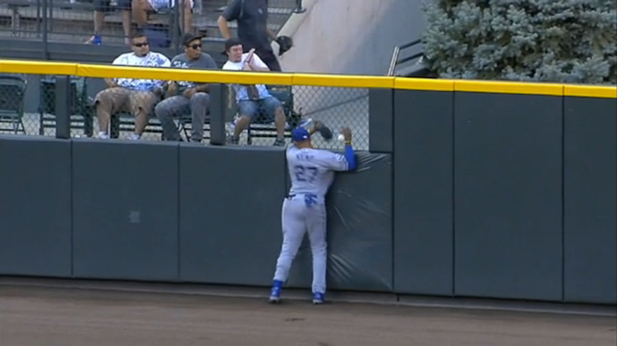 In A Possible Metaphor For The Dodgers&#39; Season, Matt Kemp Smashed Into The Wall At Full Speed