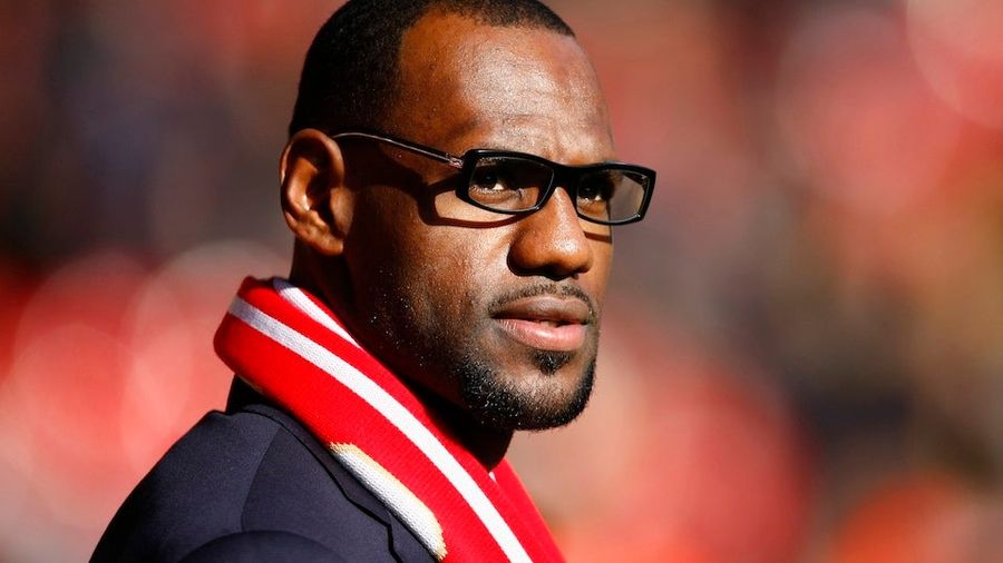 Story About LeBron Promising Liverpool A Vegas Party Was Too Fake For Even The British Tabloids To Stand Behind