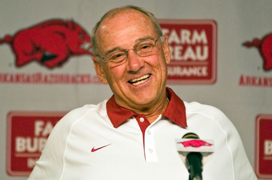 Arkansas Coach John L. Smith Realizes He&#39;s Actually $40 Million In Debt, Not $25 Million