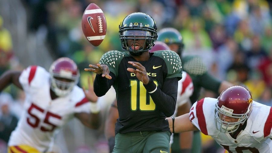 The Specialists: What's In It For Oregon's Quarterbacks?