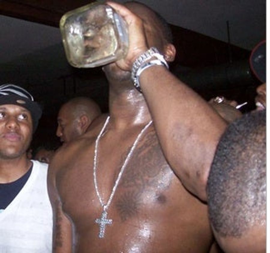 Vince Young Just Can&#39;t Pull Himself Together