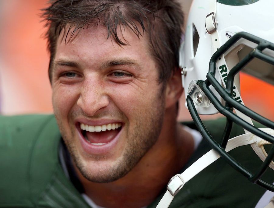 In A Game Where Someone Had To Win, The Jets Beat The Dolphins, In Two GIFs