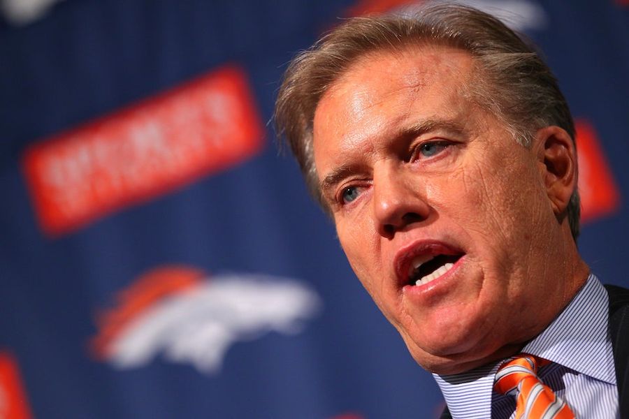 Should Mitt Romney Be Worried About That John Elway Endorsement?