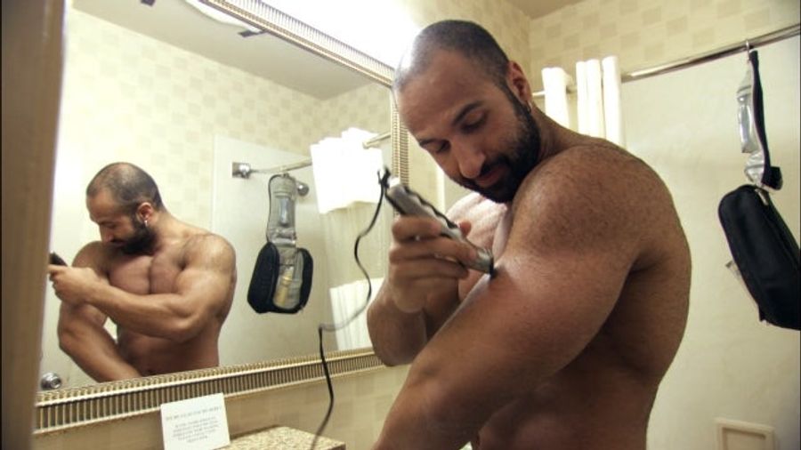 Former WWE Wrestler Shawn Daivari Choked Out A Belligerent, Racist Train Passenger Until He Pissed Himself