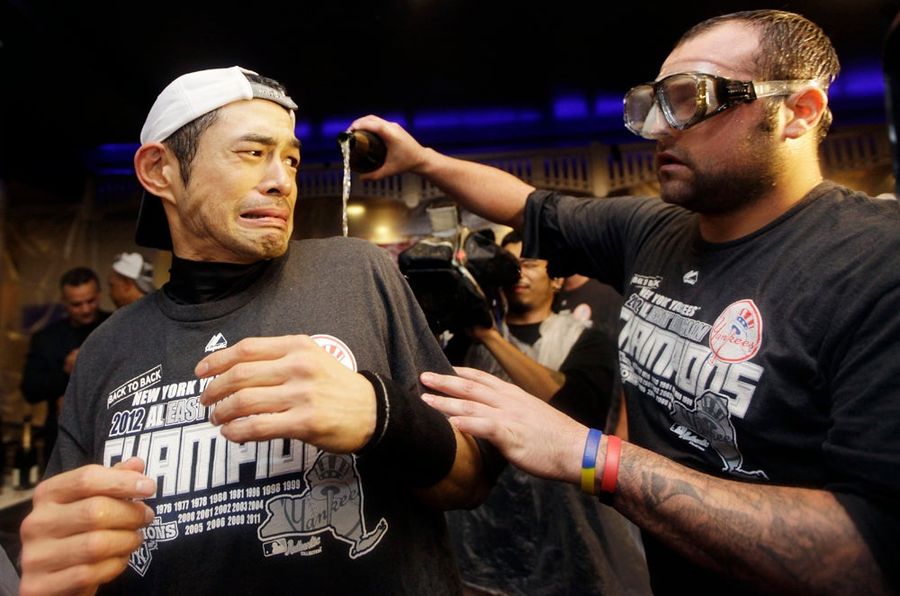 Ichiro Doesn&#39;t Look Amused By Joba Chamberlain&#39;s Champagne Bath
