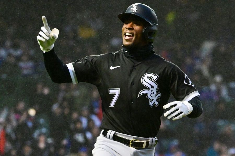 SS Tim Anderson announces retirement after 10 seasons
