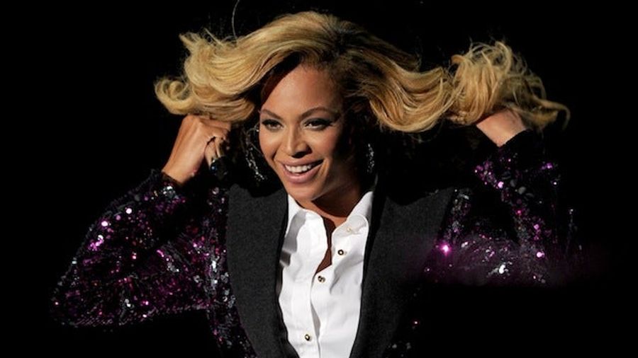 Beyoncé To Perform At Super Bowl Halftime Show, Has Spawned The Greatest Lede In History