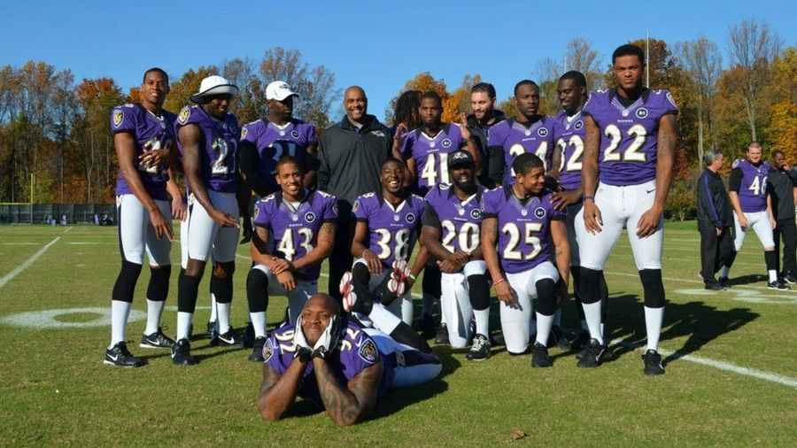 Terrell Suggs Acted Like A Kid With ADD On Ravens Photo Day