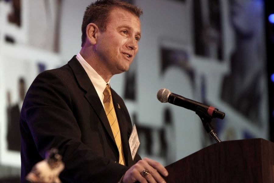Towson University Linebacker Accuses Coach Of Doctoring Practice Logs, Threatening To Fuck Up Jesus