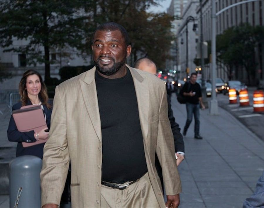 Lawrence Taylor Twirled His Used Condom Over His Head "Like A Lasso" After Sexing That Underage Prostitute
