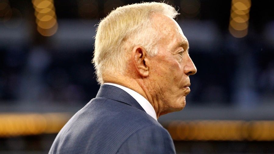 Jerry Jones Was Locked Out Of The Cowboys' Locker Room