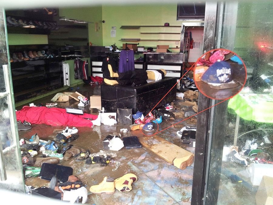 Even Hurricane Sandy Looters Wouldn't Steal A Maple Leafs Cap