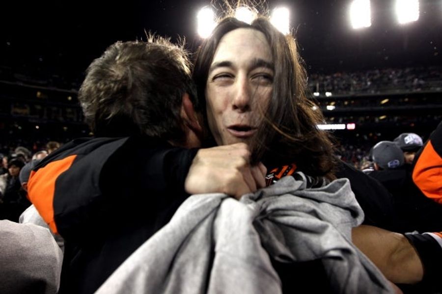 Tim Lincecum Did Handstands And Puked At A New York Club, And Other Unconfirmed Athlete Stories From Yelp Reviews