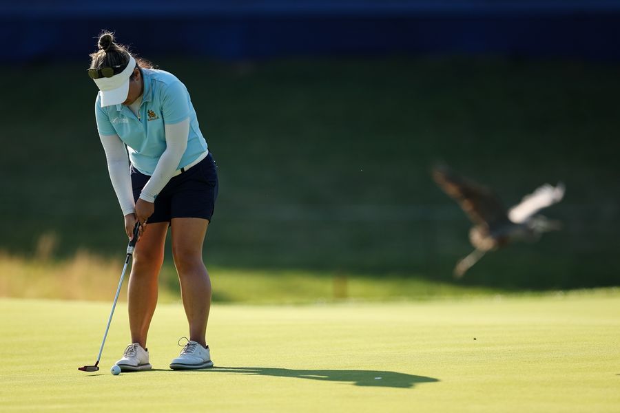 Jasmine Suwannapura downs Lucy Li in playoff to win NW Arkansas