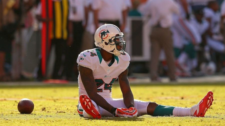 Dolphins-Bills Is &quot;A Test Of Manhood,&quot; Reporter Writes In Earnest
